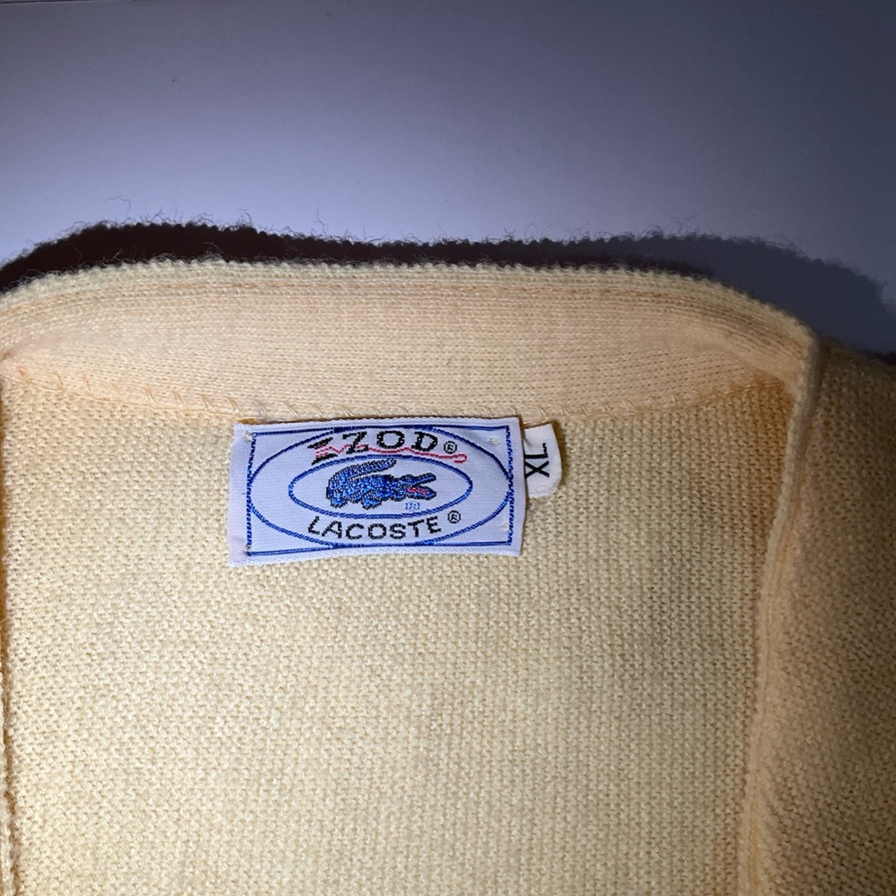 Vintage Lacoste yellow Button-Up Cardigan - Picture 4 of 9